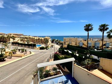 Casa a schiera con balcone in affitto a Orihuela Costa