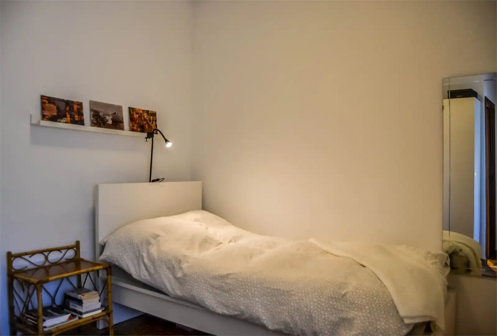 Habitación de Casa o chalet en venta en Iznate con Amueblado