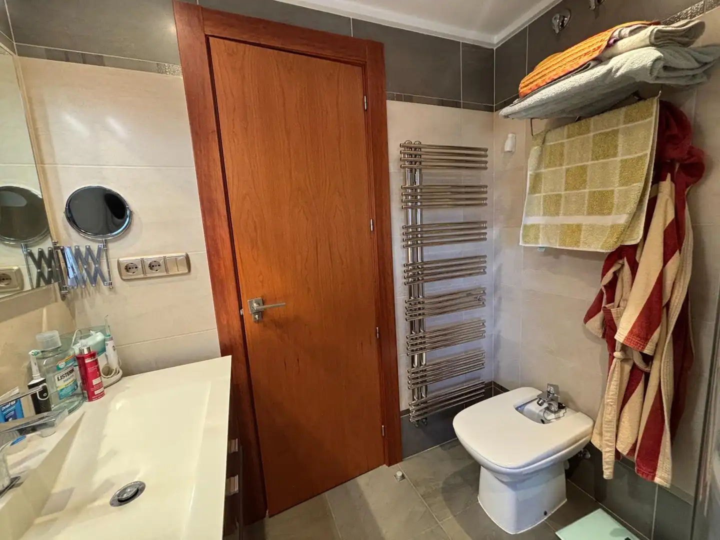 Badezimmer von Wohnung zum Verkauf in Alicante / Alacant mit Klimaanlage, Heizung und Gemeinschaftspool