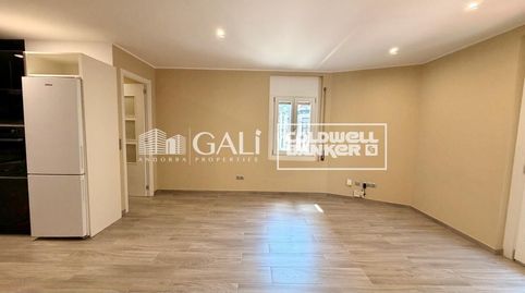 Foto 3 de Piso en venta en Avenida Meritxell, Centro, Andorra la Vella