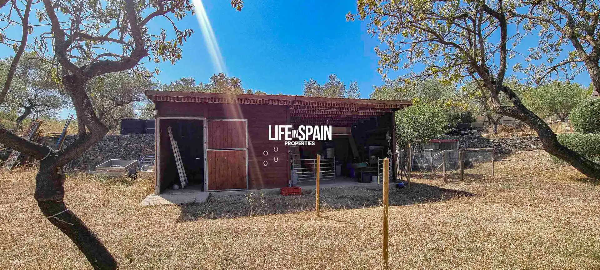 Vista exterior de Casa o chalet en venta en Ginestar con Calefacción, Jardín privado y Terraza