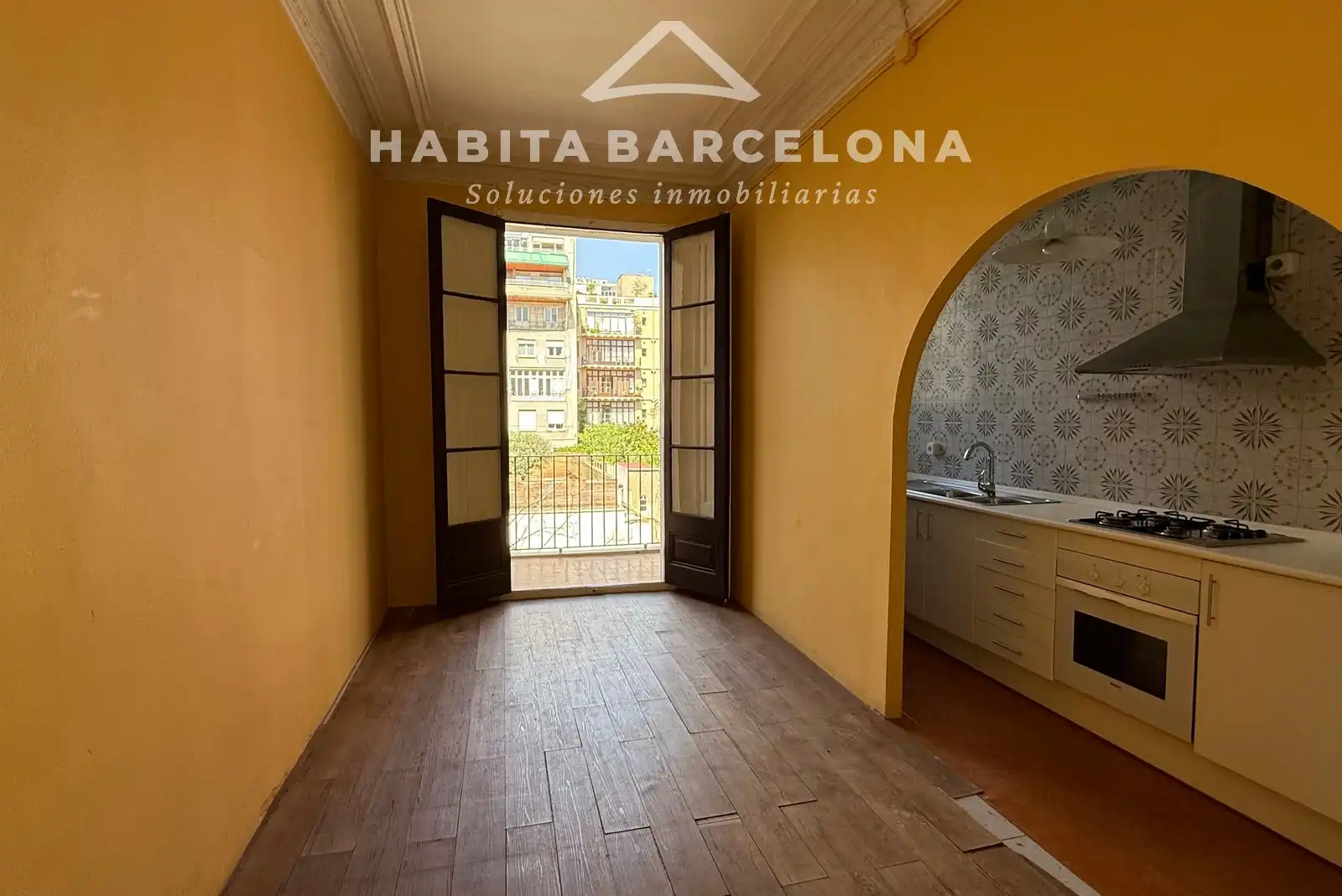 Piso con terraza en venta en Carrer de Mallorca, imagen 9
