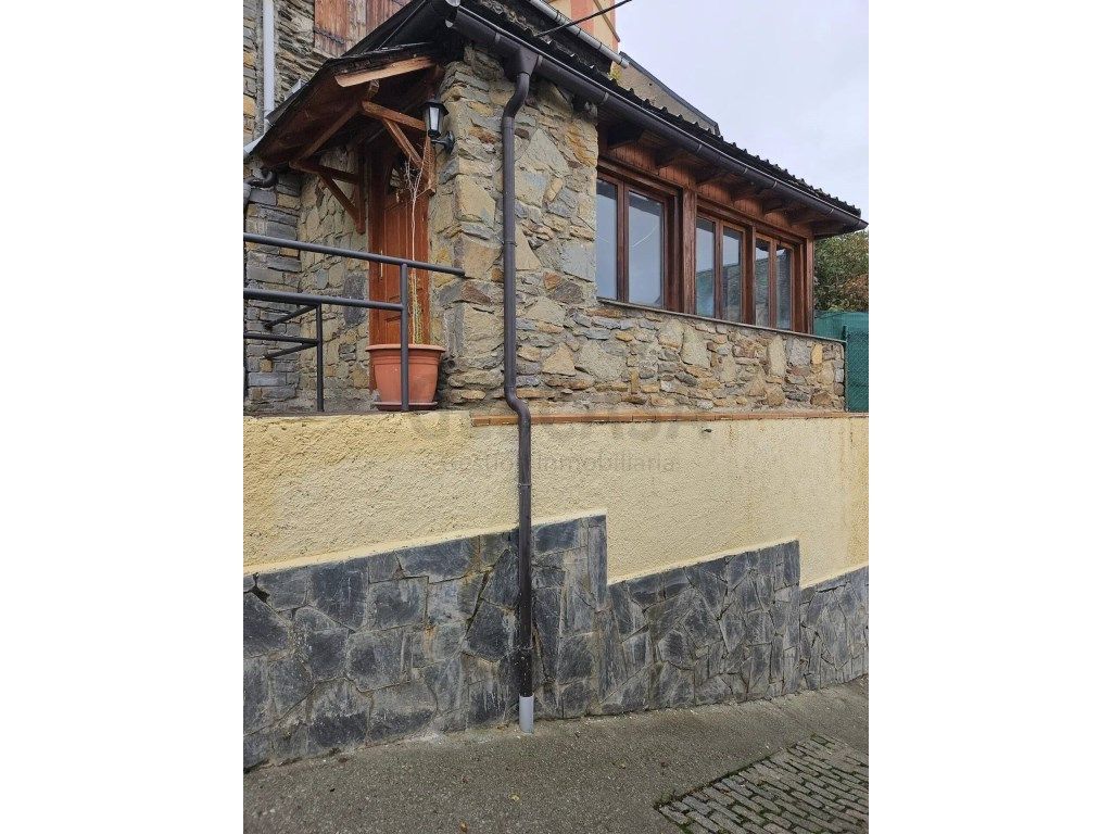 Vista exterior de Casa o xalet en venda en Canejan