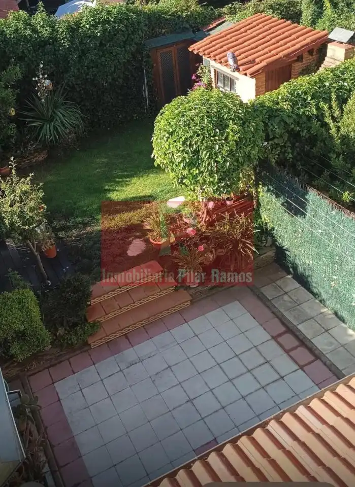 Jardí de Casa o xalet en venda en San Andrés del Rabanedo amb Calefacció, Jardí privat i Terrassa