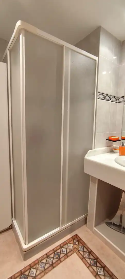 Bathroom of Flat for rent in Canet d'En Berenguer  with Air Conditioner, Private garden and Terrace