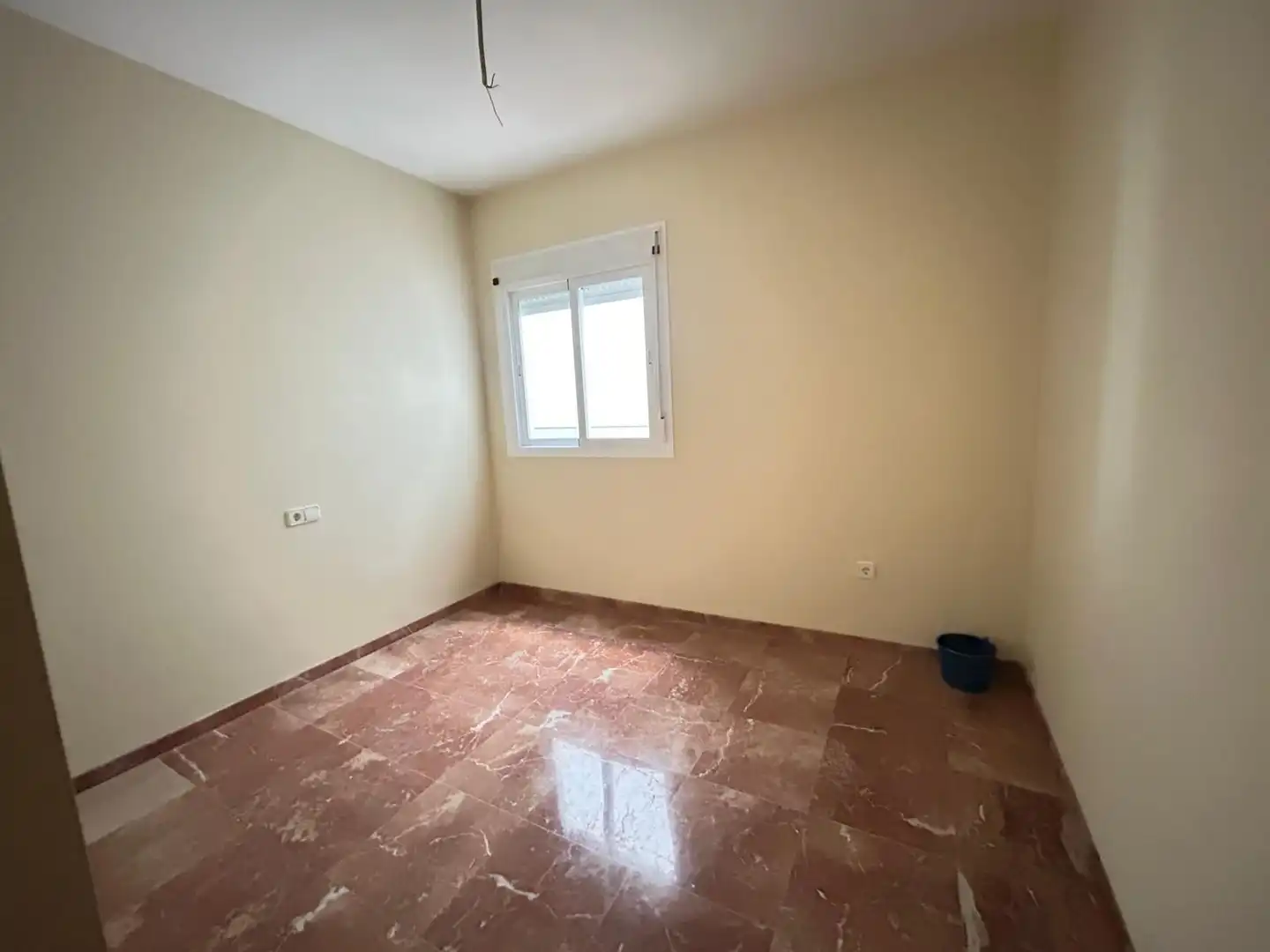 Dormitori de Pis en venda en Antequera amb Aire condicionat i Balcó