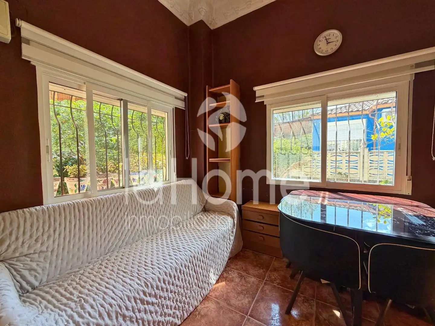Schlafzimmer von Haus oder Chalet zum Verkauf in Paterna mit Klimaanlage, Privatgarten und Terrasse