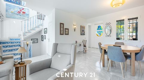 Foto 5 de Casa adosada en venda a Calle Paco Cantos Moyano, 15, La Carolina - Guadalpín, Marbella