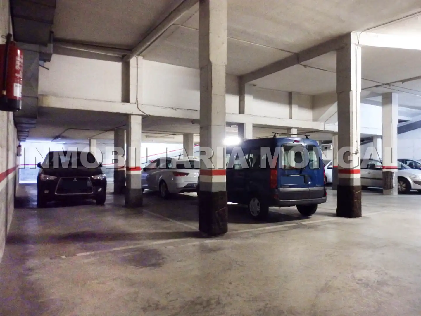 Einzelparkplatz zur Miete in Carrer d'Eusebi Güell 55, imagen 3
