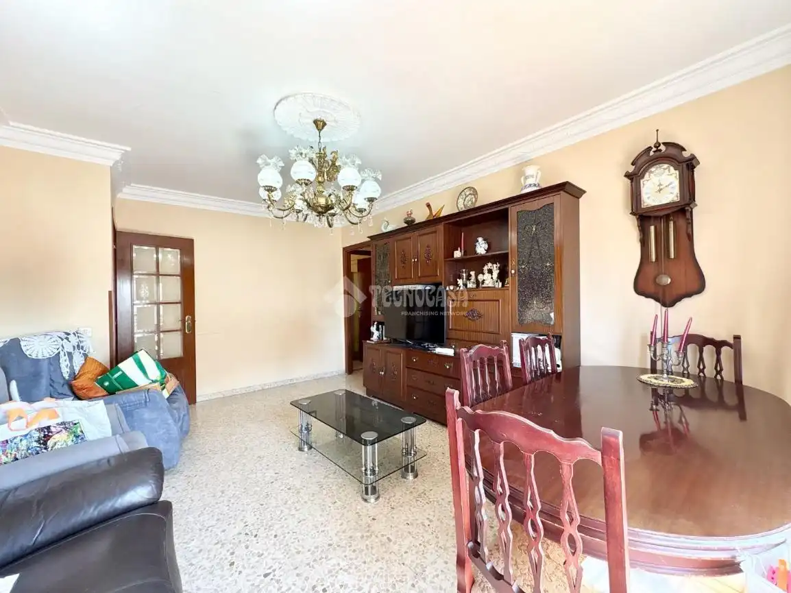 Sala de estar de Piso en venta en Sevilla con Aire acondicionado