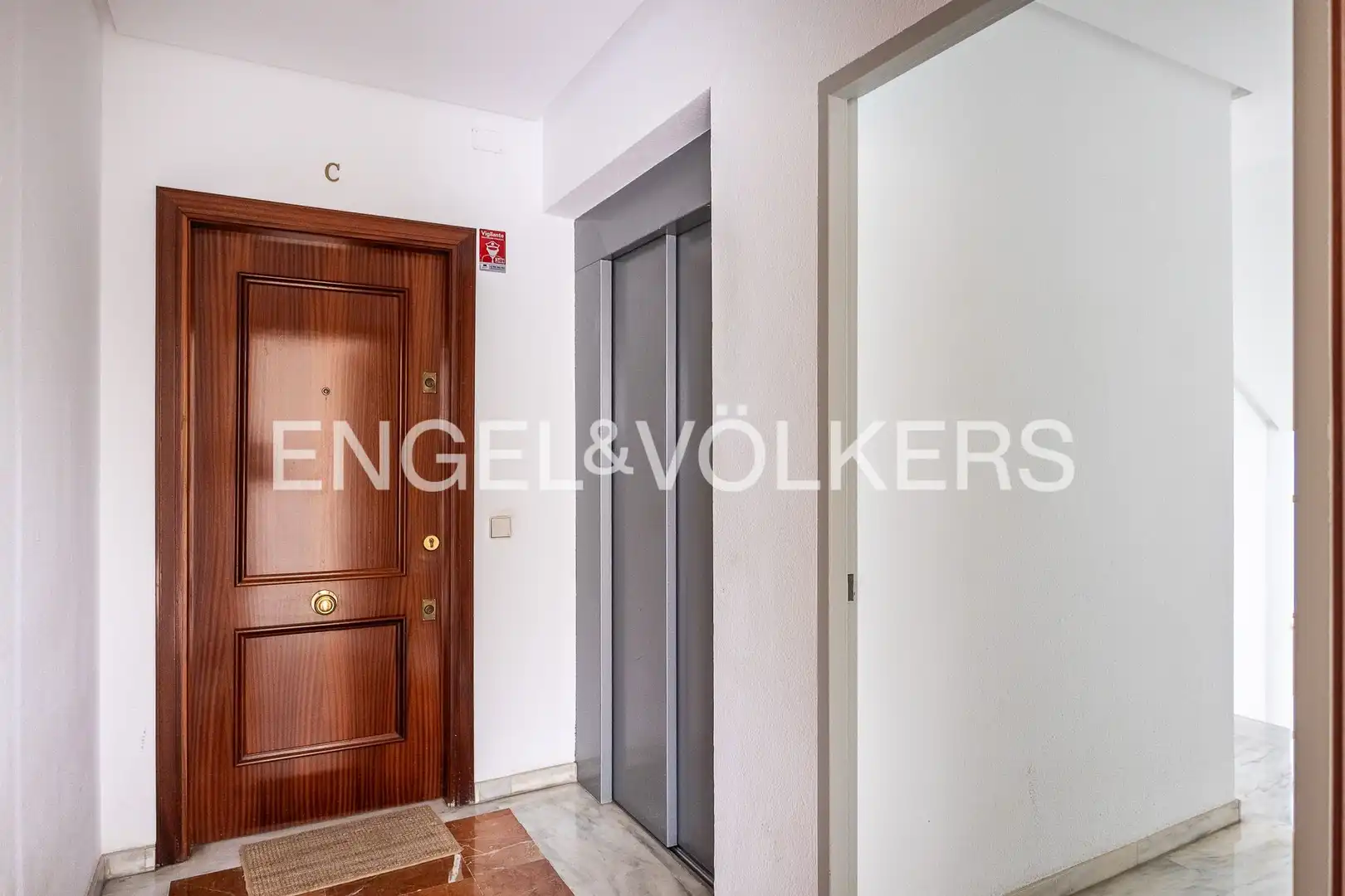 Flat for sale in Sevilla  with Air Conditioner, Heating and Terrace