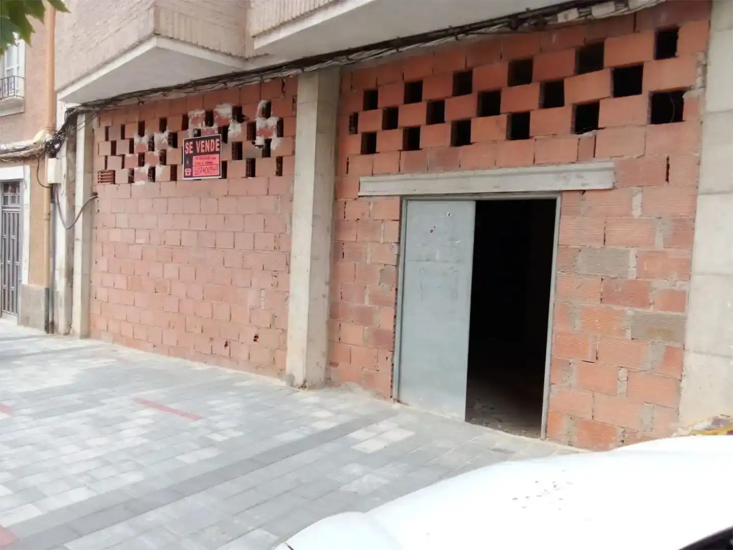 Vista exterior de Local de lloguer en Hellín