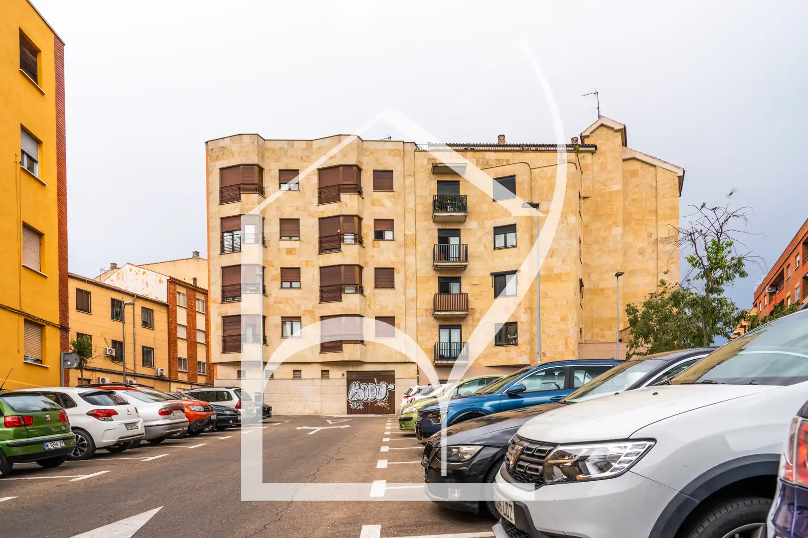 Vista exterior de Piso de alquiler en Salamanca con Calefacción, Parquet y Amueblado