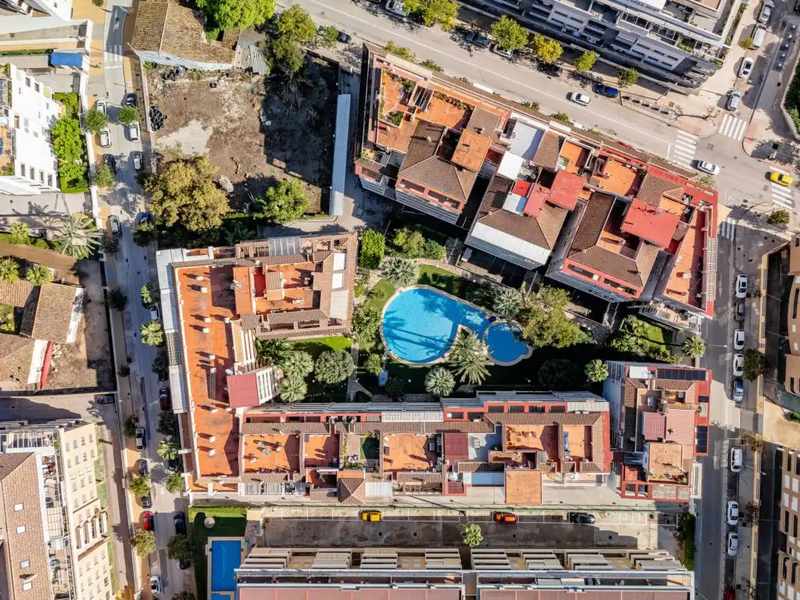 Vista exterior de Àtic en venda en Dénia amb Aire condicionat, Calefacció i Terrassa