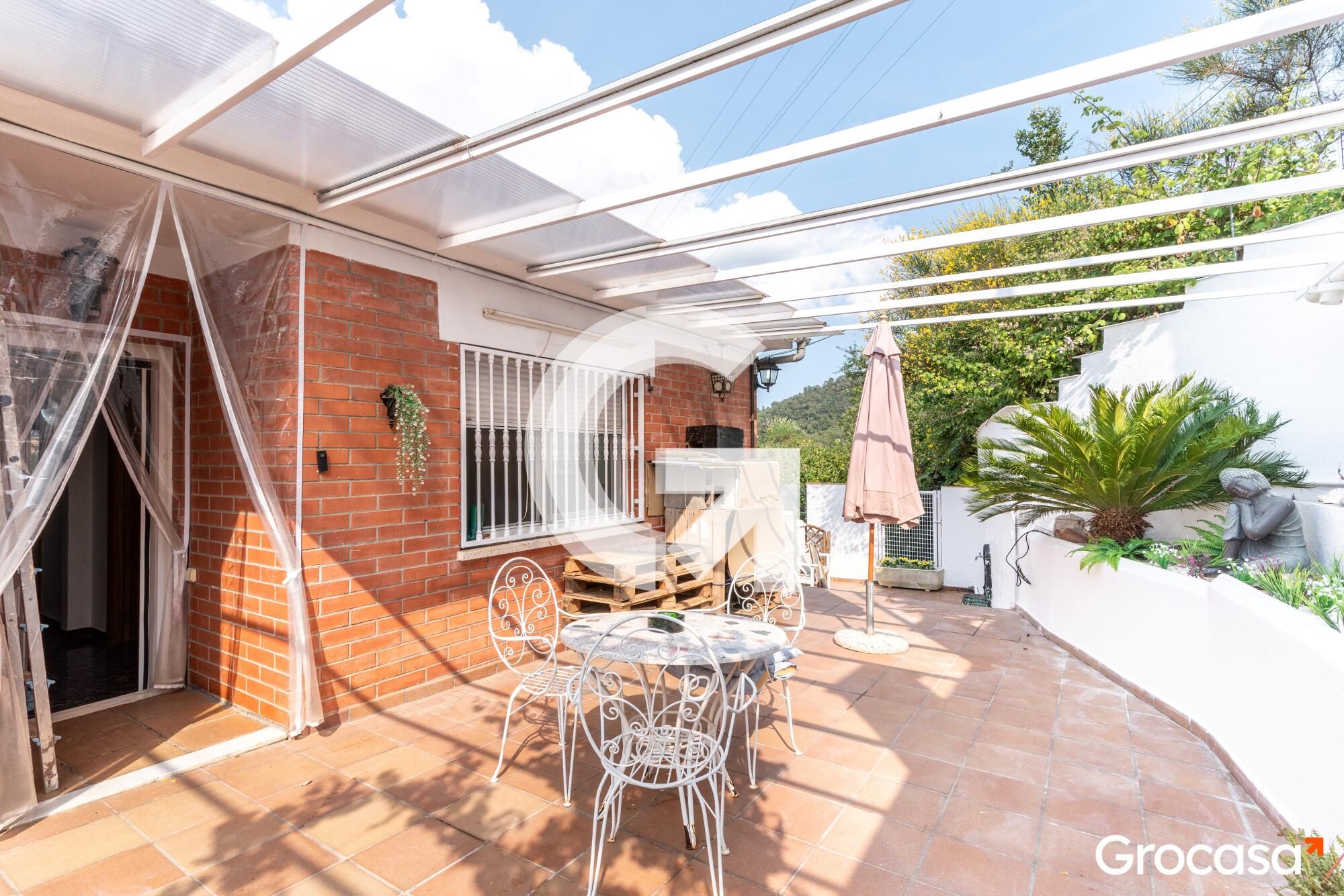Terrassa de Casa o xalet en venda en Cervelló amb Aire condicionat, Calefacció i Jardí privat