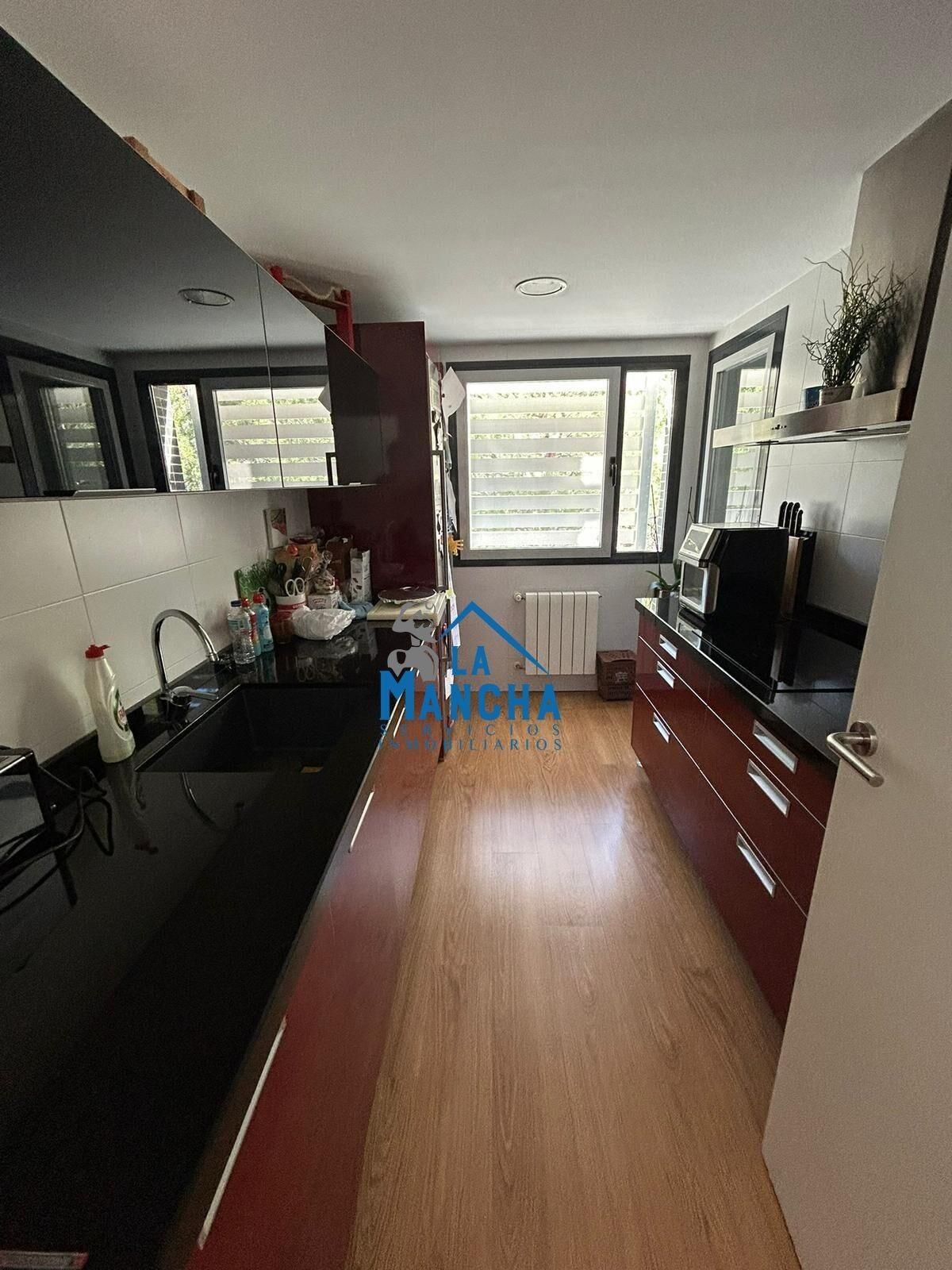 Cuina de Pis en venda en  Albacete Capital amb Aire condicionat, Calefacció i Jardí privat