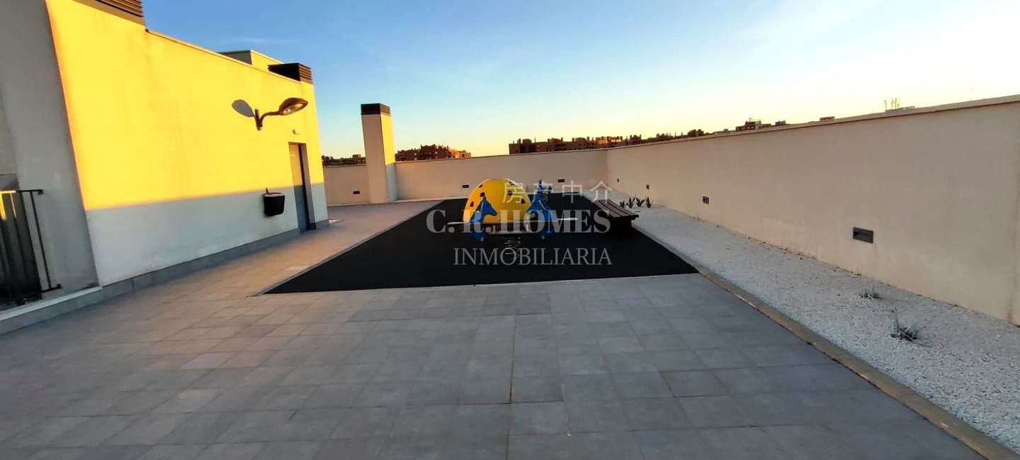 Terrace of Flat for sale in Móstoles  with Air Conditioner, Storage room and Swimming Pool