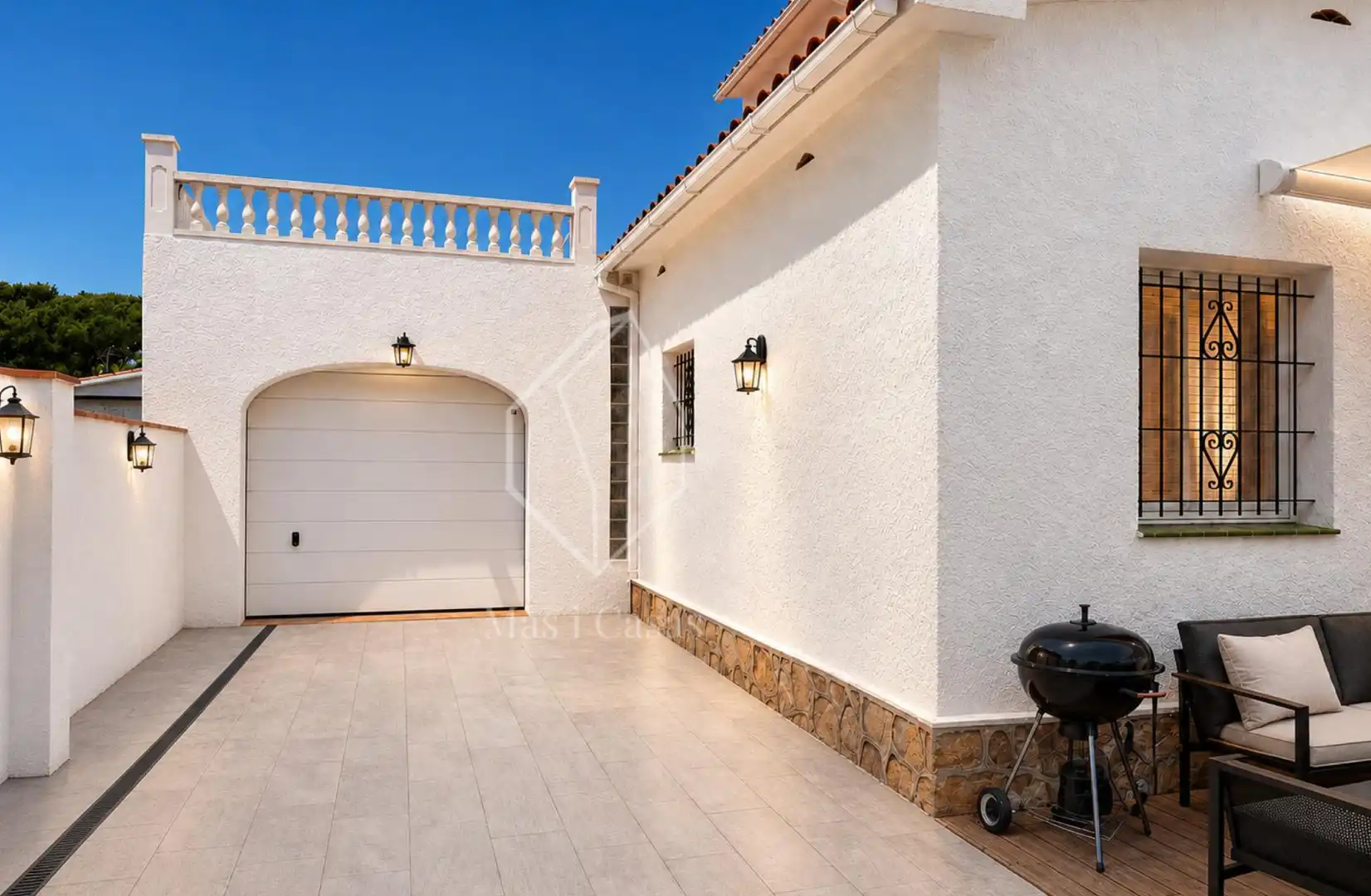 Außenansicht von Haus oder Chalet zum Verkauf in L'Escala mit Klimaanlage, Privatgarten und Terrasse
