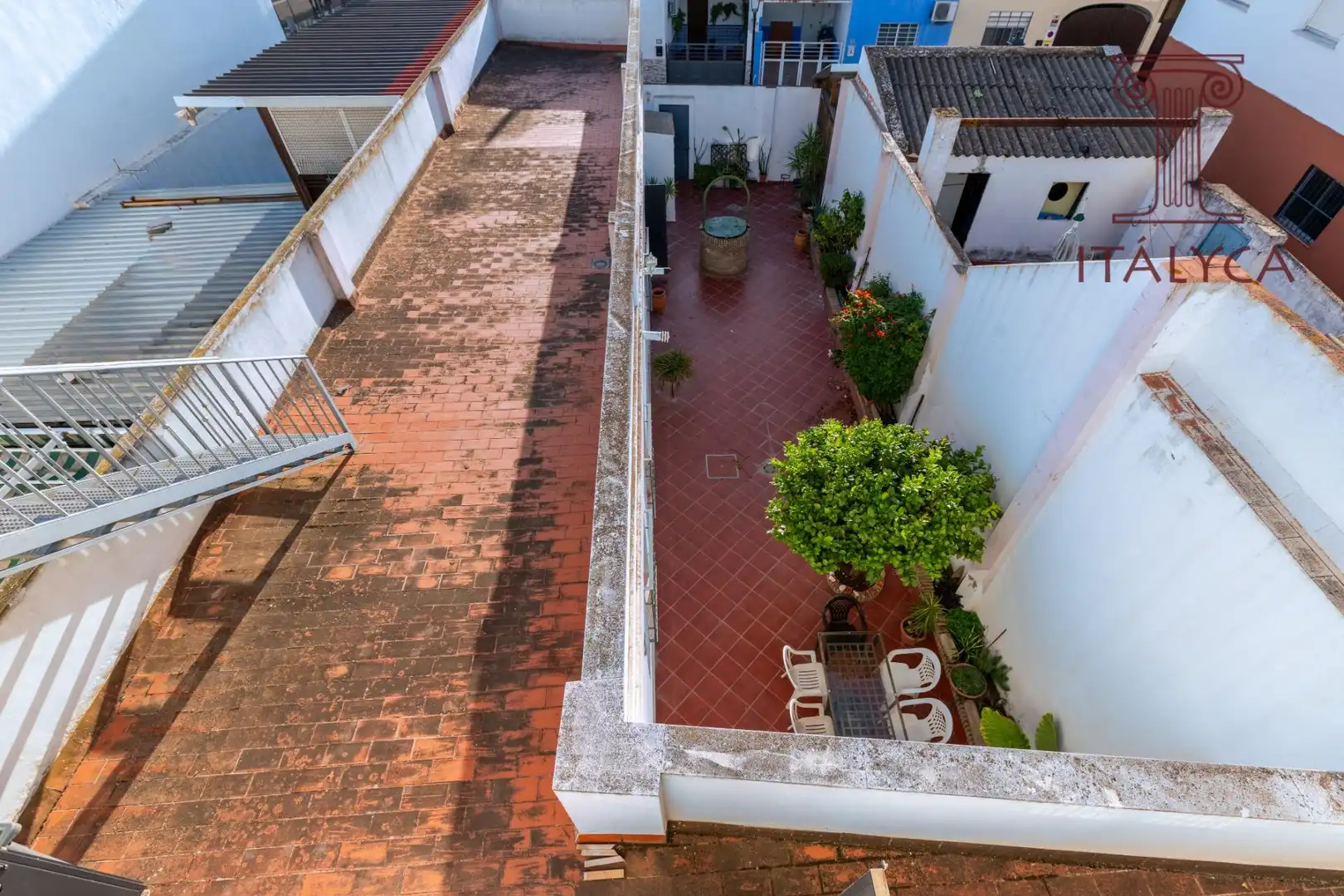 Terrassa de Casa o xalet en venda en Bormujos amb Aire condicionat, Calefacció i Jardí privat