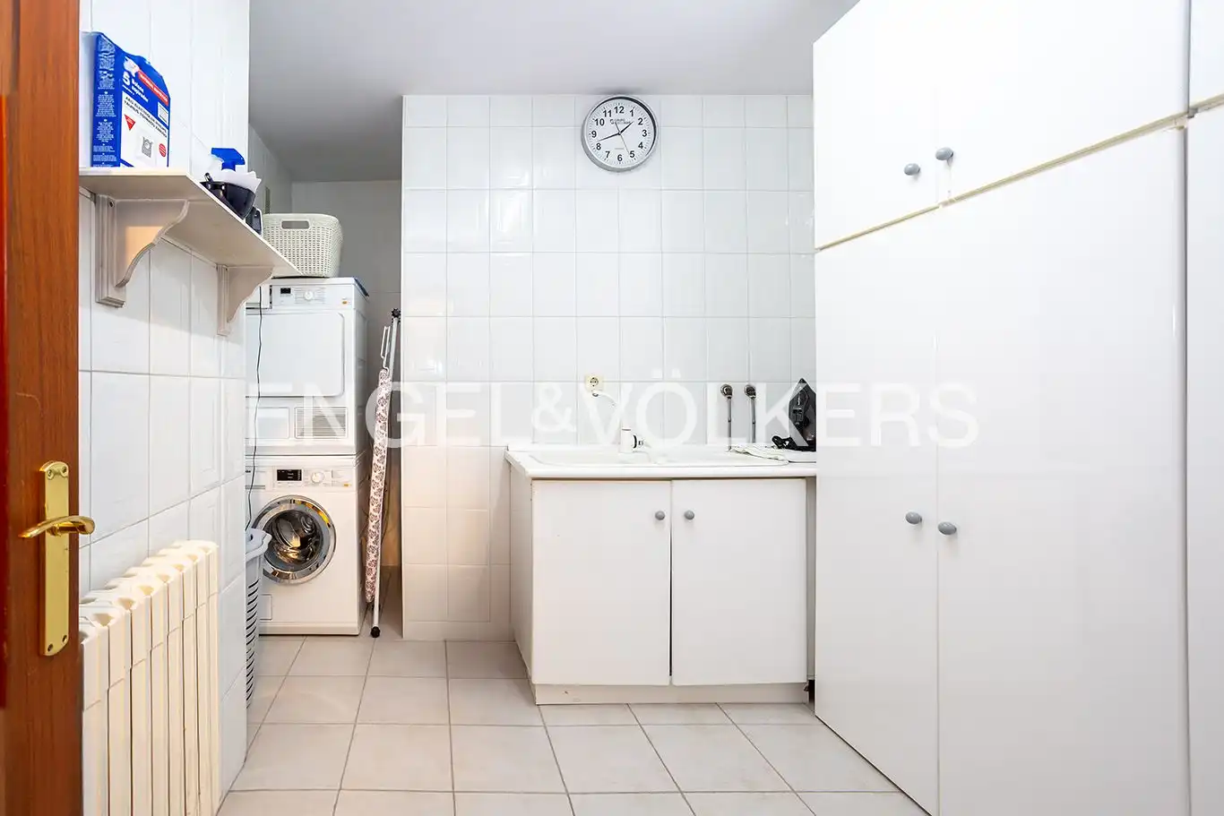 Küche von Einfamilien-Reihenhaus zum Verkauf in Santander mit Heizung, Privatgarten und Terrasse