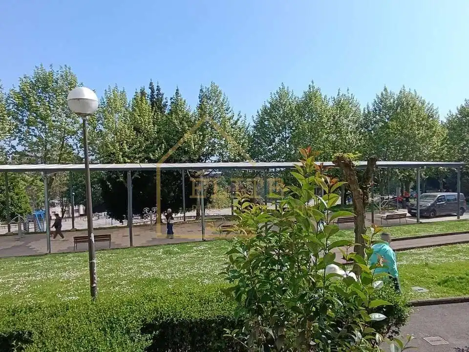 Jardín de Piso en venta en Santurtzi  con Calefacción, Parquet y Trastero