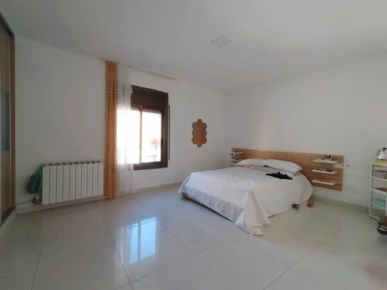 Dormitori de Casa o xalet en venda en Terrassa amb Aire condicionat, Calefacció i Terrassa