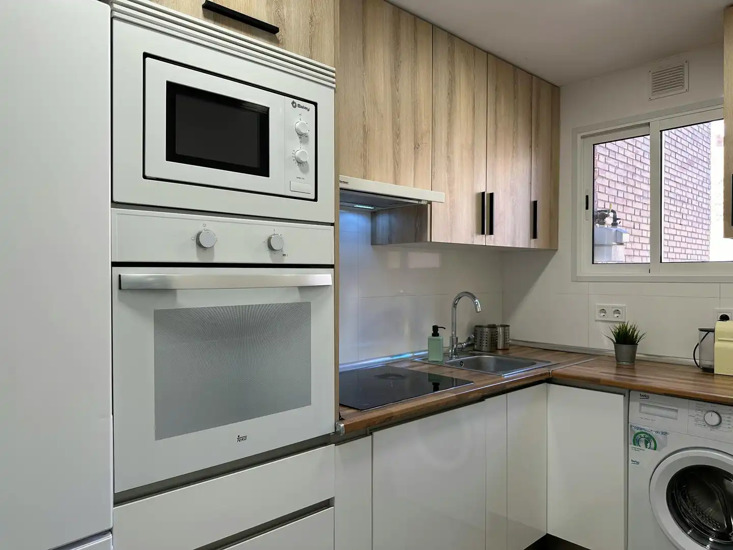 Küche von Wohnung zur Miete in Madrid mit Klimaanlage, Heizung und Möbliert