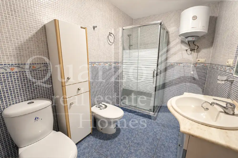 Baño de Casa o chalet en venta en Millares con Calefacción, Terraza y Trastero