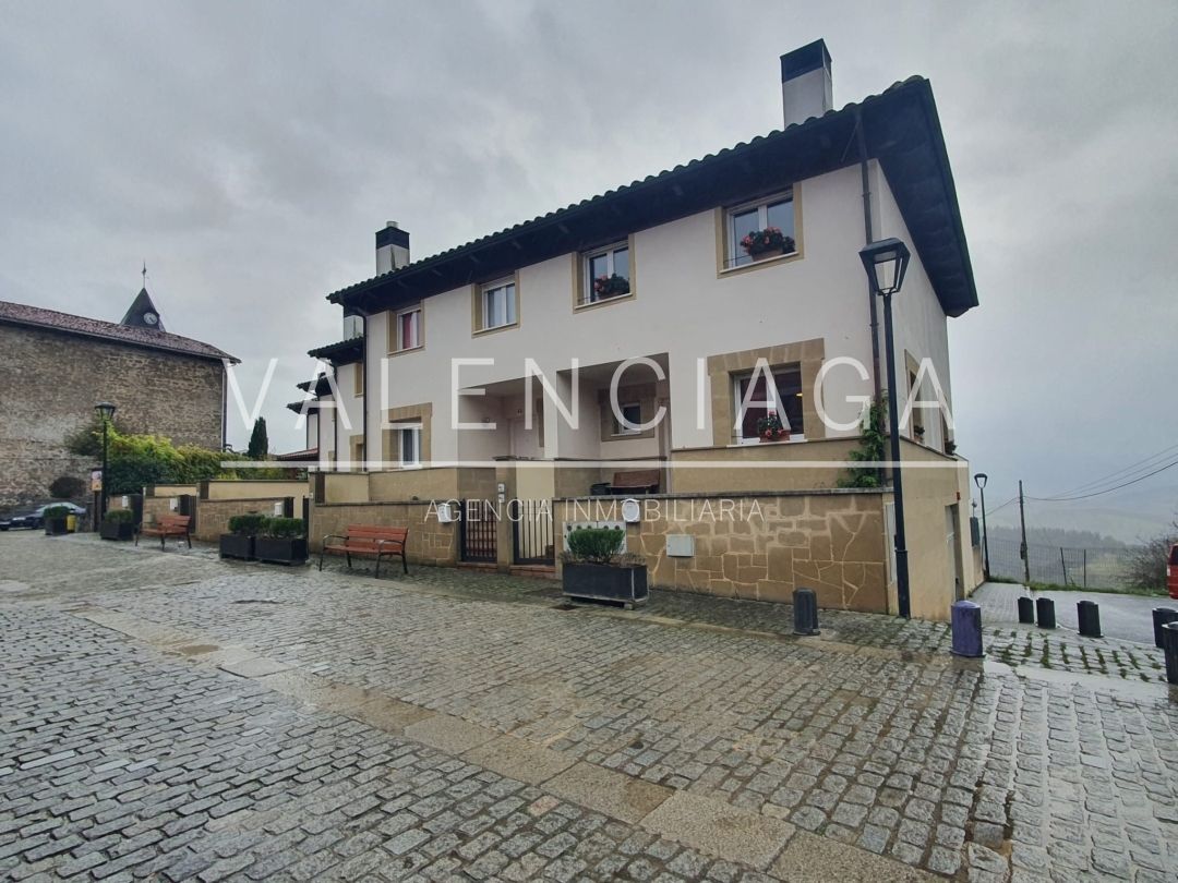 Vista exterior de Casa adosada en venta en Gaintza con Calefacción