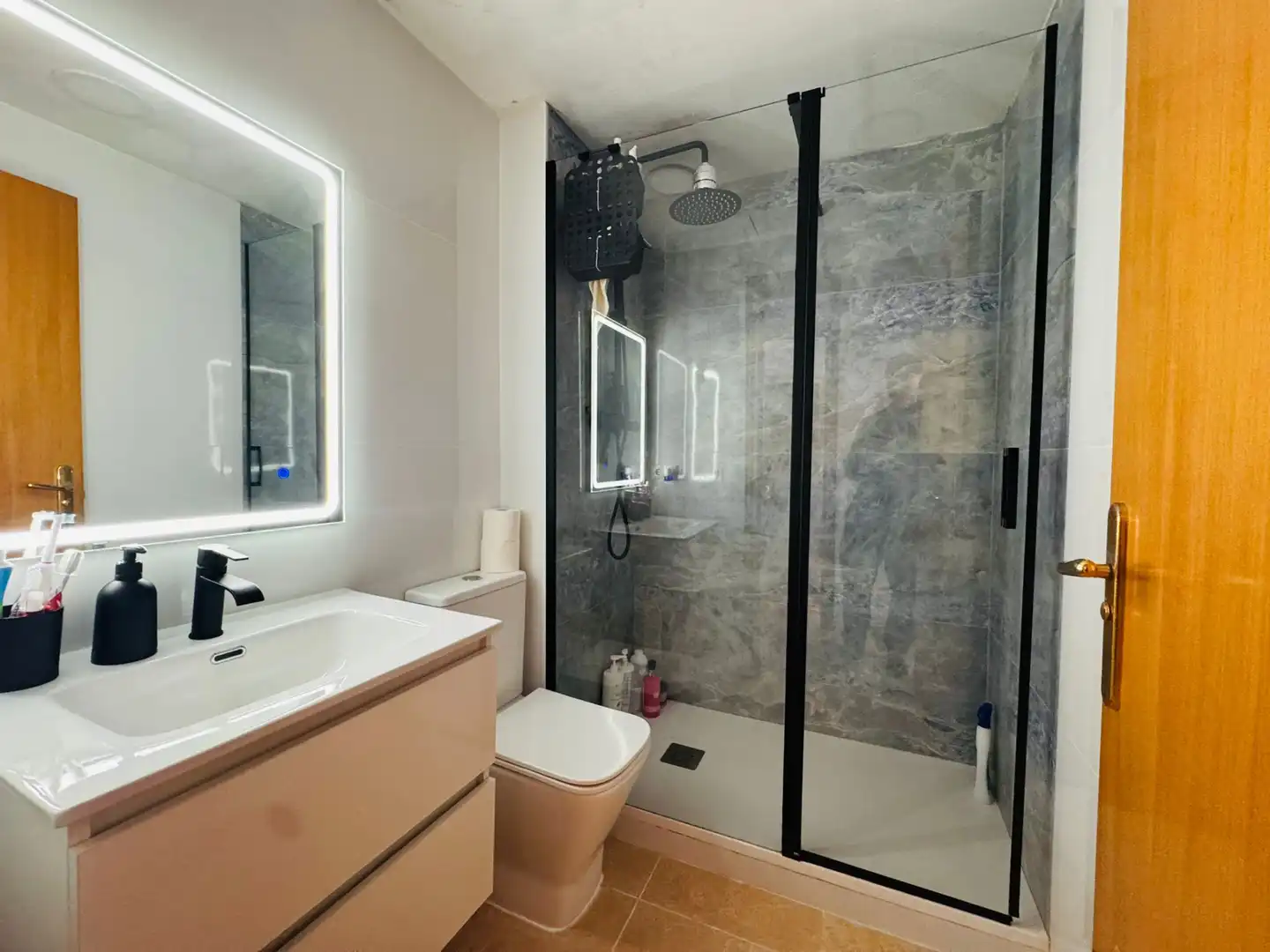 Bathroom of Flat for sale in La Canonja  with Air Conditioner, Terrace and Furnished