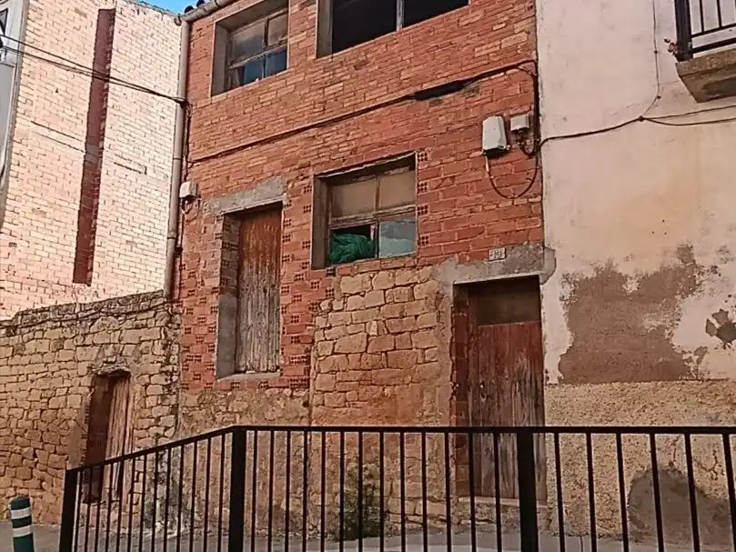 Vista exterior de Planta baixa en venda en L'Albi