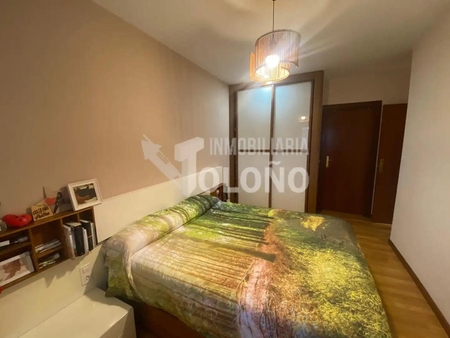 Piso en venta en Calle Luis Cernuda, 38, Haro