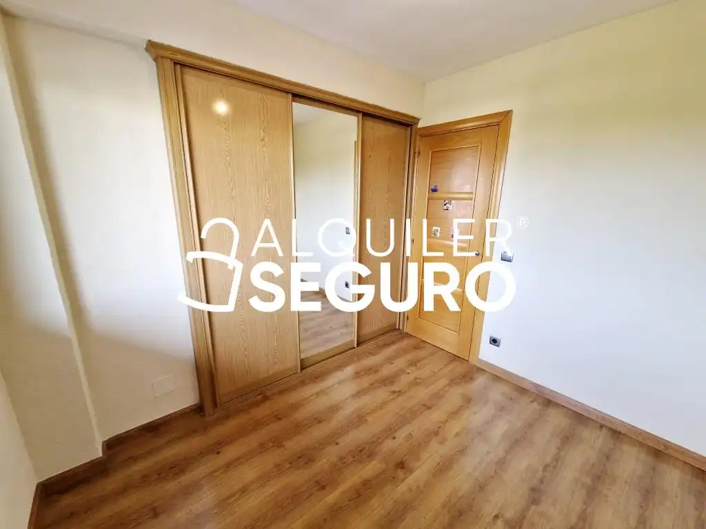 Schlafzimmer von Wohnung zur Miete in Móstoles mit Klimaanlage und Heizung