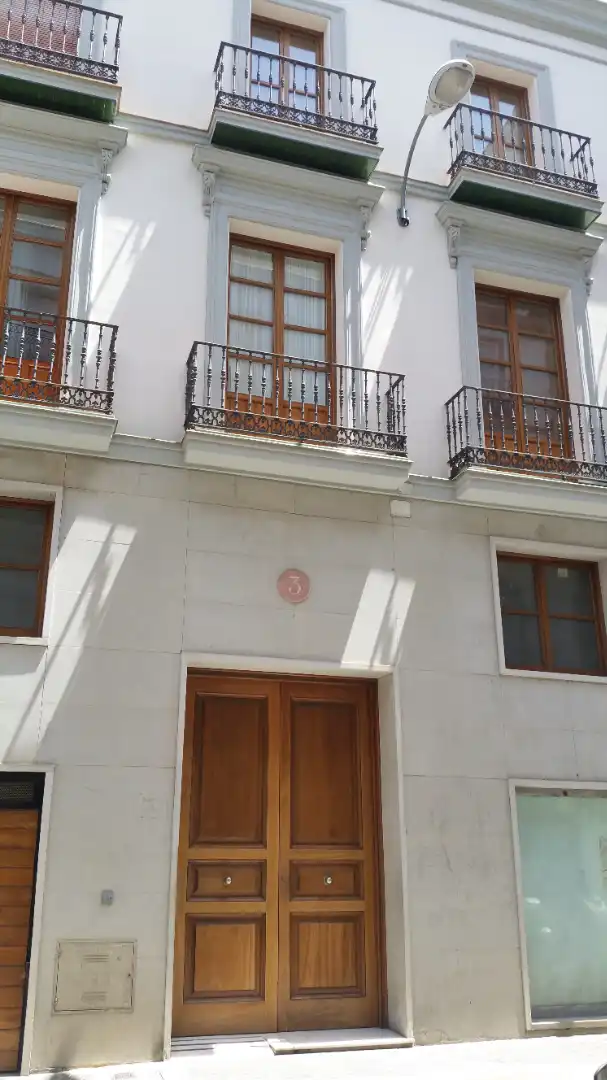Vista exterior de Ático en venta en Sevilla con Aire acondicionado, Calefacción y Terraza