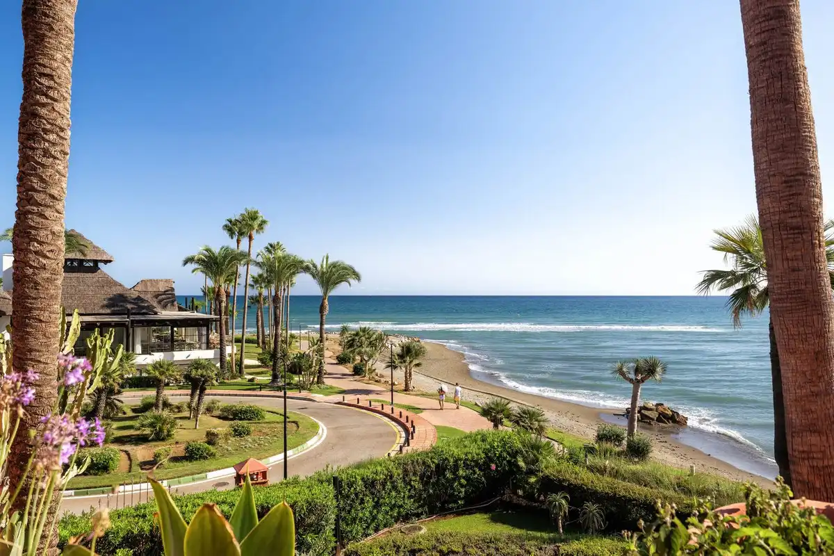 Wohnung zum Verkauf in Estepona - Estepona,Centro,Avenida Juan Carlos I, imagen 16