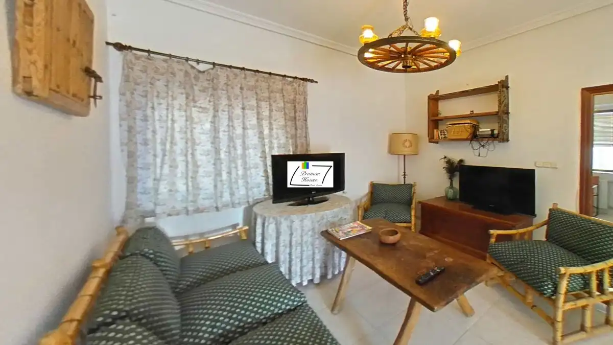 Sala de estar de Casa o chalet en venta en Muñogrande con Calefacción, Jardín privado y Trastero