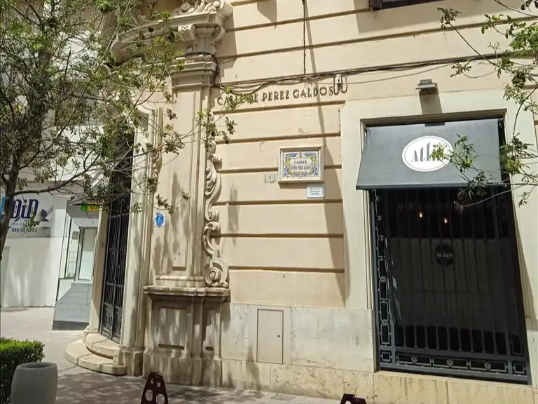 Business premises for sale in BENITO PEREZ GALDOS, imagen 3