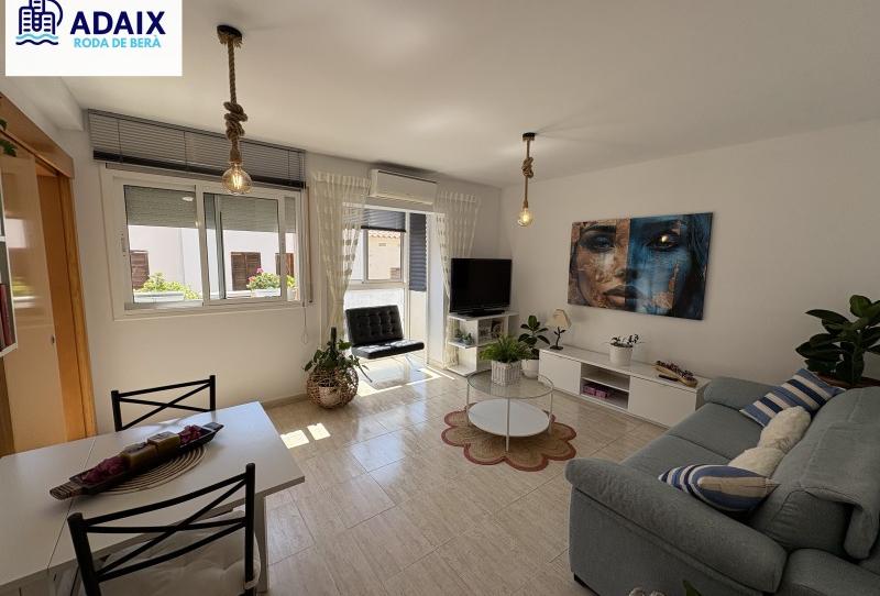 Photo 1 of Duplex for sale in Roda de Berà, Tarragona