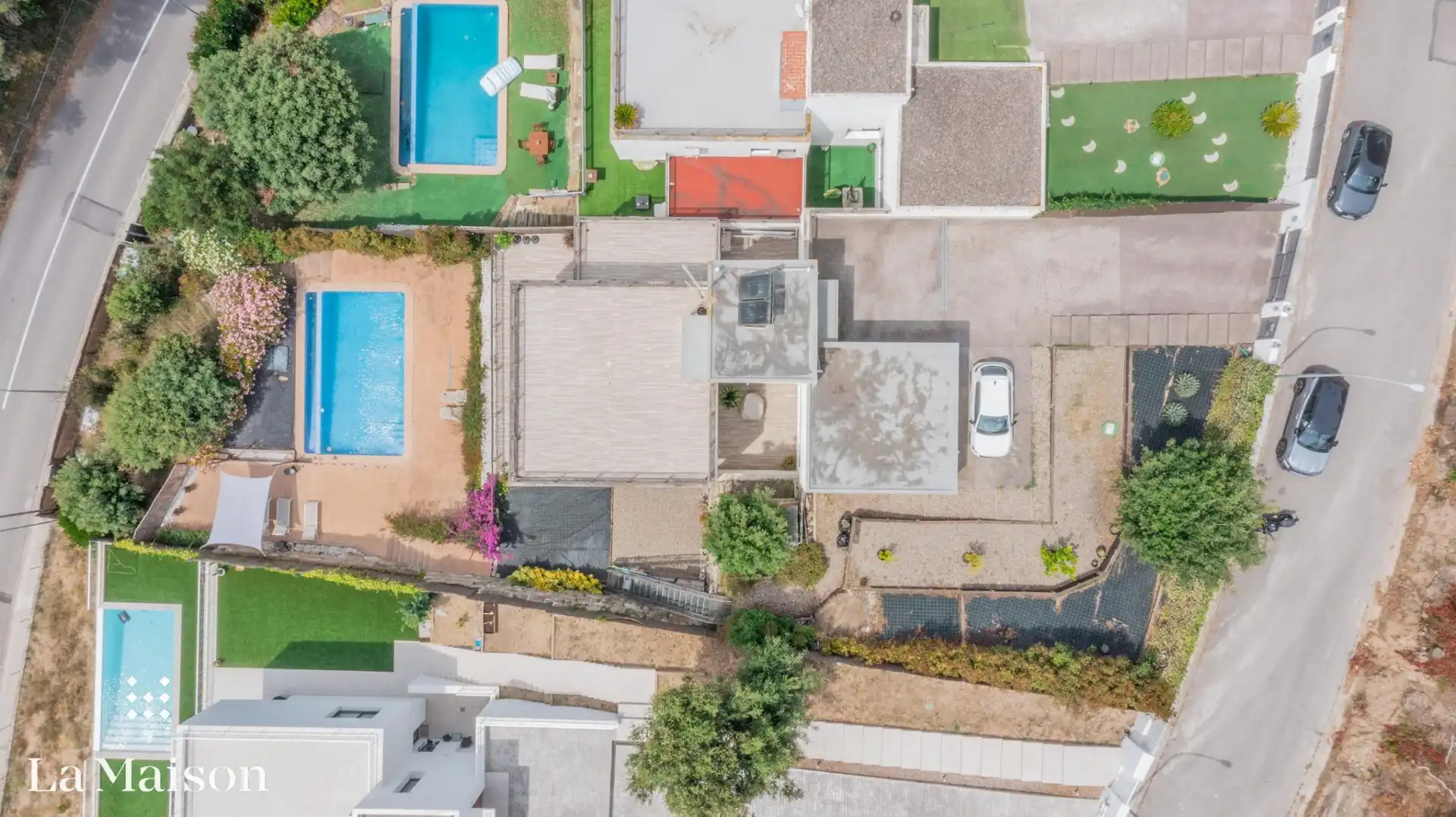 Vista exterior de Casa o xalet en venda en Vilanova del Vallès amb Parquet, Terrassa i Piscina