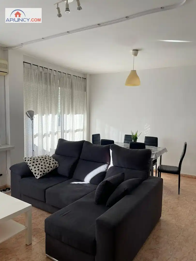 Sala de estar de Piso de alquiler en Sevilla con Aire acondicionado, Calefacción y Amueblado