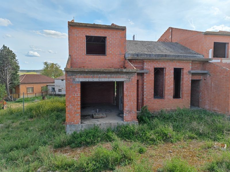 Casa adosada en venda a SOLANA, Castronuevo de Esgueva