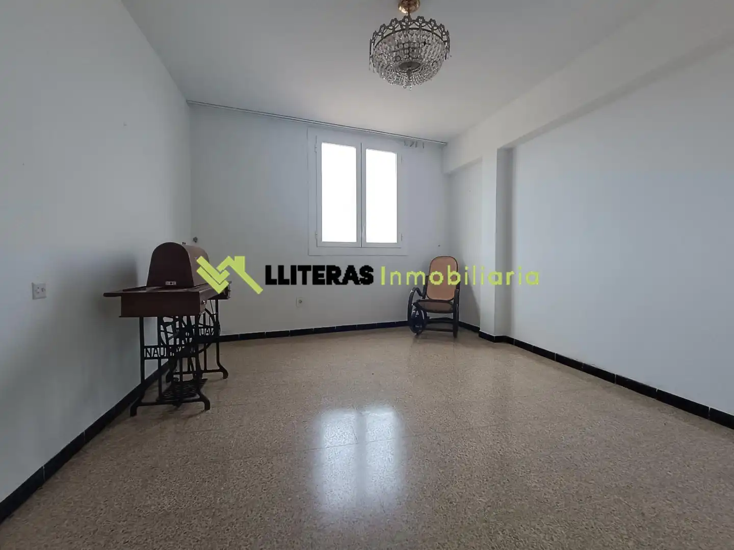Habitación de Piso en venta en Cristo Rey - Parque Europa