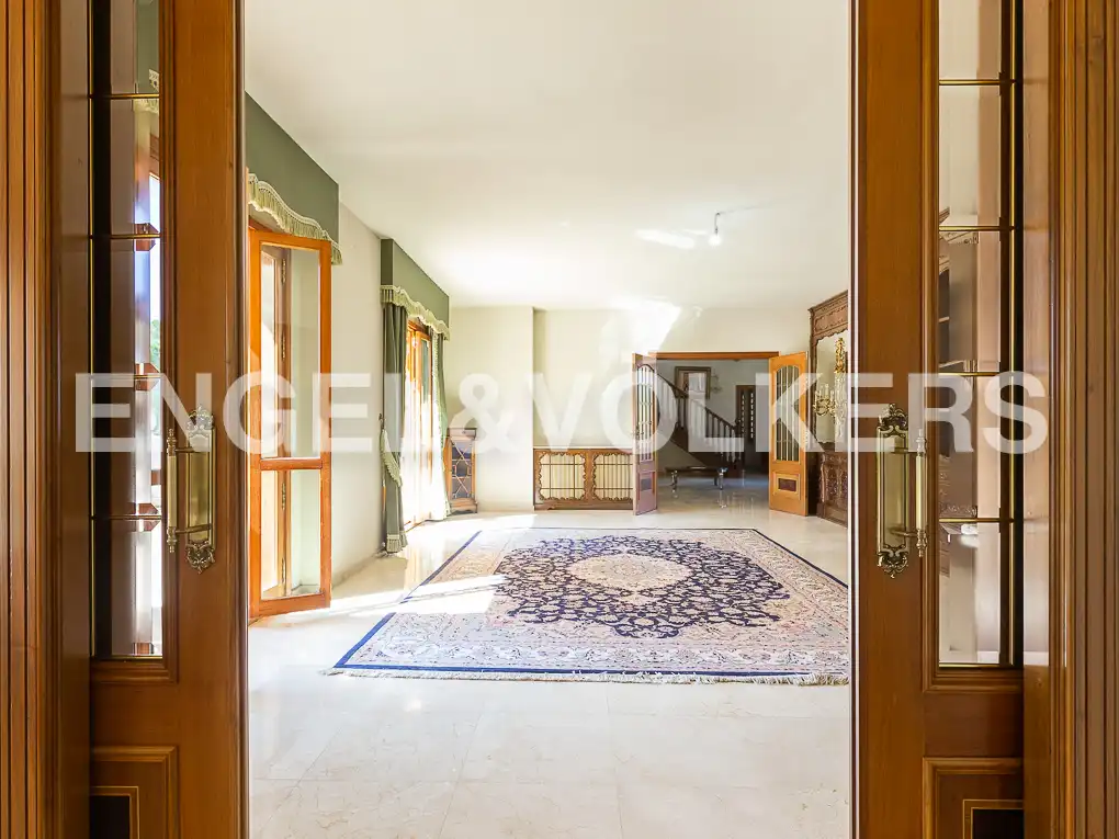 Houses for sale in Ontinyent  with Air Conditioner, Heating and Private garden