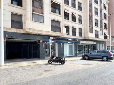 Business premises to rent in Calle JOAQUIN MARTINEZ MACIA