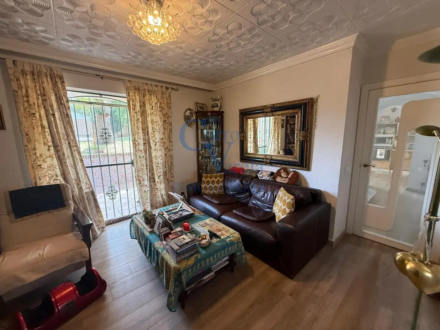 Sala de estar de Casa o chalet en venta en Montequinto con Aire acondicionado, Calefacción y Jardín privado