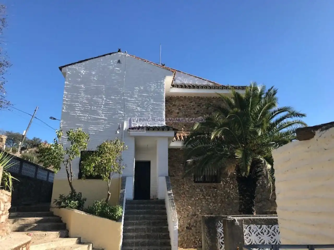 Vista exterior de Casa o chalet en venta en Cáceres con Calefacción, Jardín privado y Piscina