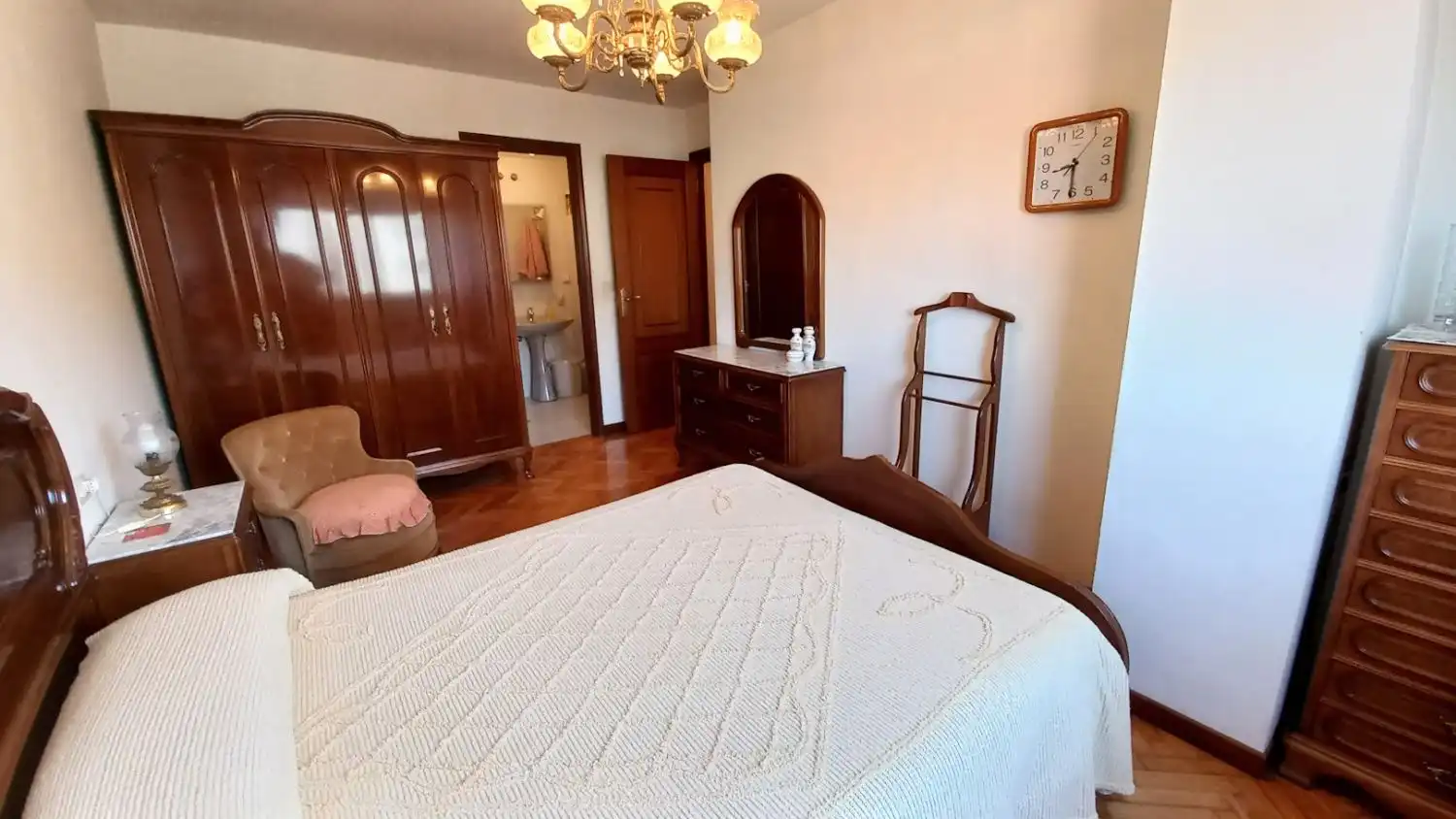 Habitación de Piso en venta en Culleredo con Calefacción, Parquet y Trastero