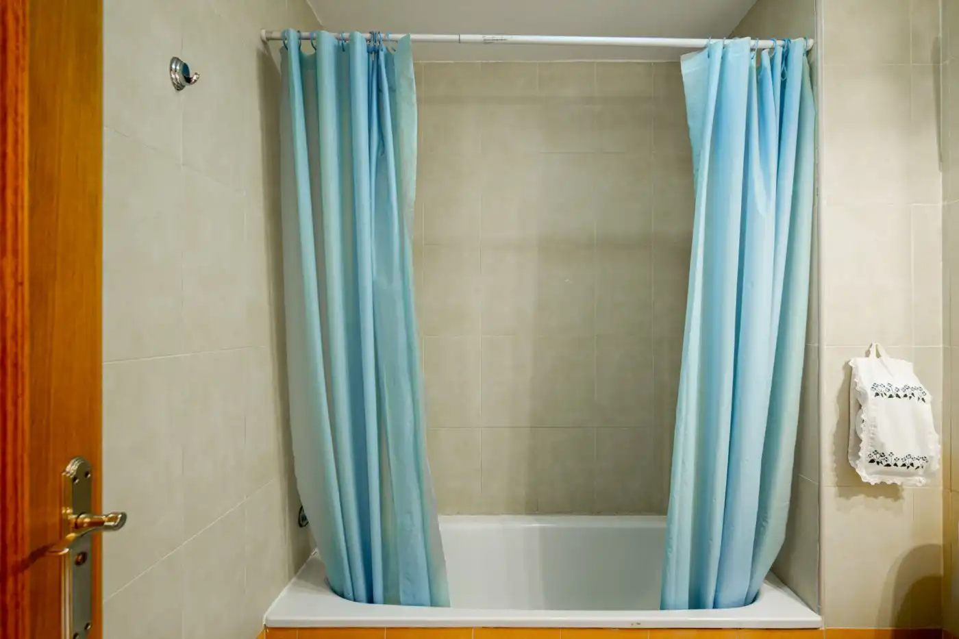 Bathroom of Detached homes for sale in Medina Sidonia  with Terrace, Balcony and Alarm