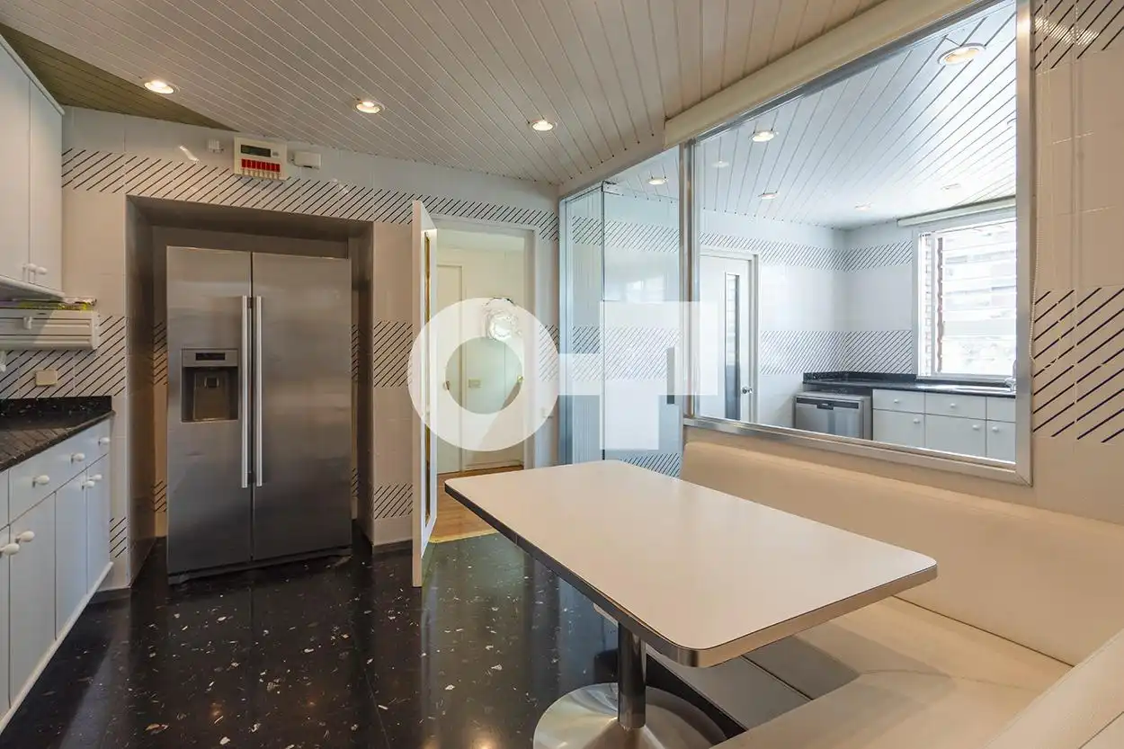 Piso con terraza en venta en Carrer Carrer Jacinto Benavente, imagen 26