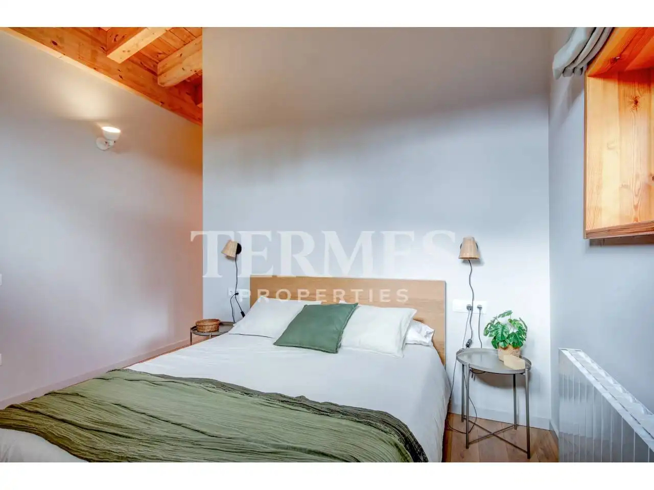 Dormitori de Casa adosada de lloguer en Prullans amb Calefacció, Jardí privat i Parquet